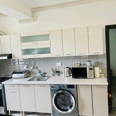 Dream Sury Apartment - Metrou Leonida, Spital Obregia Bukurešť Exteriér fotografie